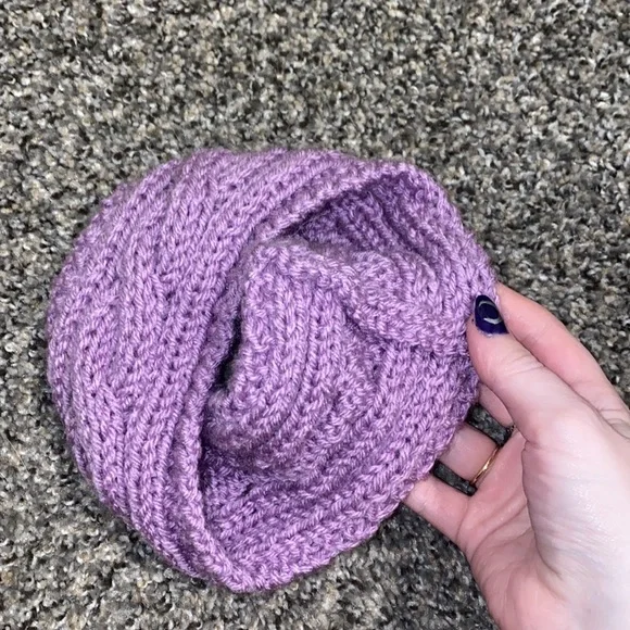 Handmade cable knit headband - Picture 3 of 5
